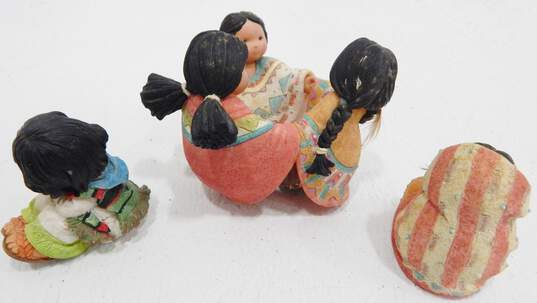 Vintage Enesco Friends Of The Feather Figurines image number 3