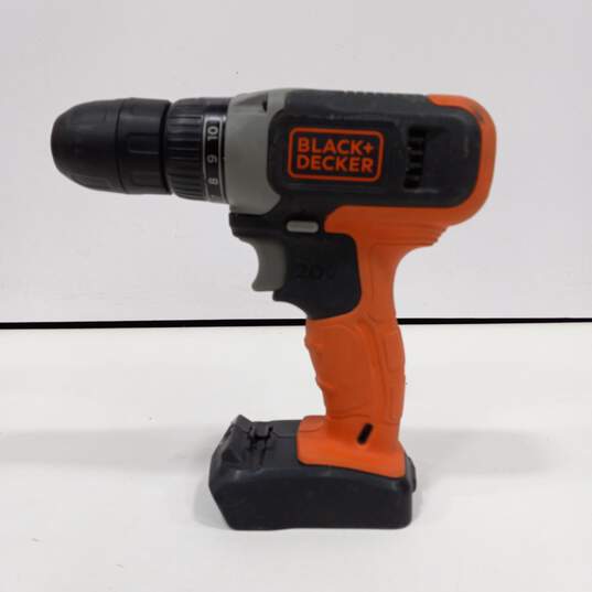 Black & Decker Cordless Power Drill image number 1