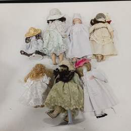 Bundle of 8 Porcelain Dolls alternative image