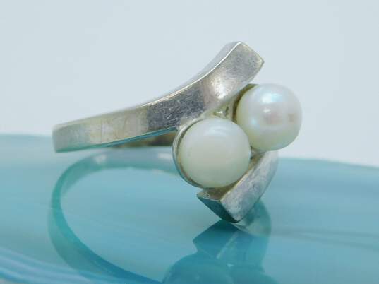Vintage 10k White Gold Pearl Bypass Ring 2.7g image number 2