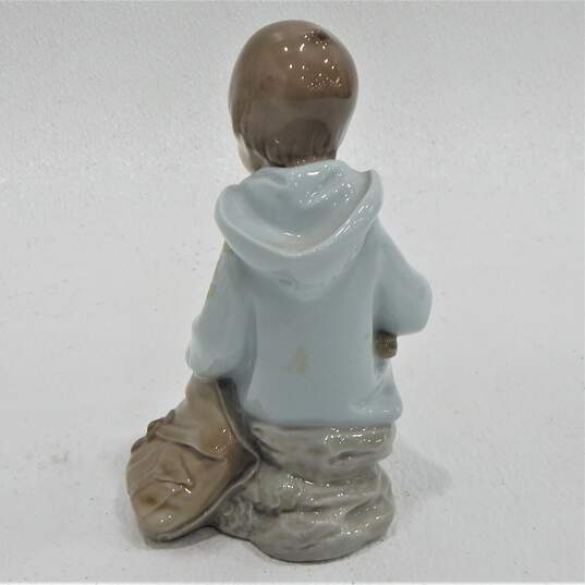 Vintage Lladro Nao 1037 Boy With Rabbit Figurine image number 3