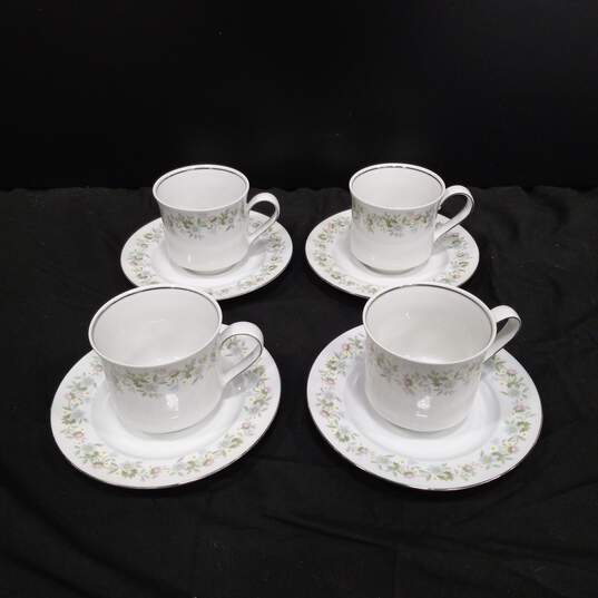 8pc Johann Haviland China Teacups and Saucers image number 2