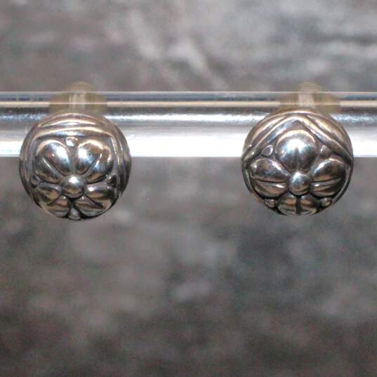 Janice Girardi Signed Sterling Silver Flower Stud Earrings - 1.8g image number 1