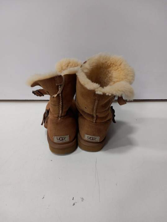 Ugg Suede Chestnut Distressed Classic Dylyn Boots-8 image number 4