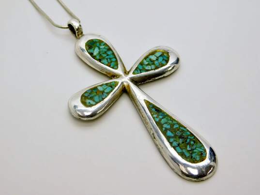 Artisan 925 Southwestern Crushed Turquoise Inlay Cross Statement Pendant Snake Chain Necklace 25.1g image number 1