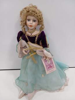 Vintage Cinderella Porcelain Doll alternative image