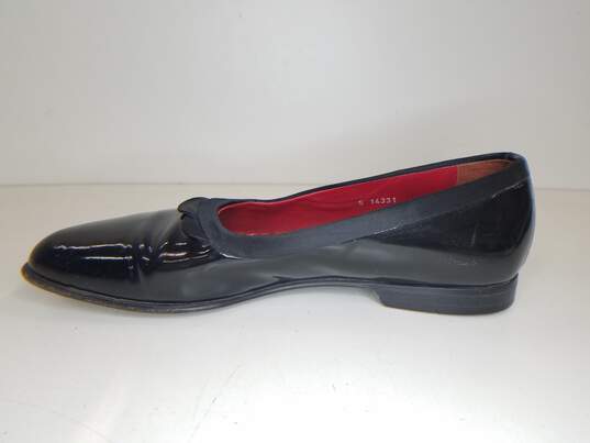 Steeple Gate Leather Dress Shoe Flats Women's Size 7.5 image number 2