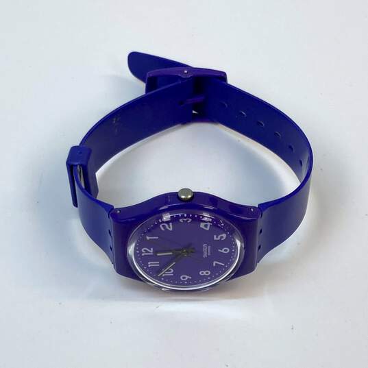 Designer Swatch Blue Water Resistant Analog Quartz Wristwatch image number 2