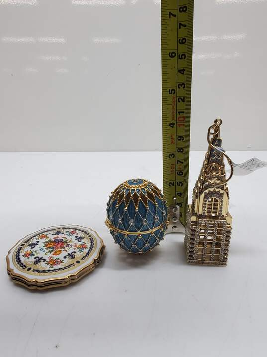 x3 Embellished Vintage Items, Faberge Egg, Makeup Compact, Chicos Chrysler Building image number 5