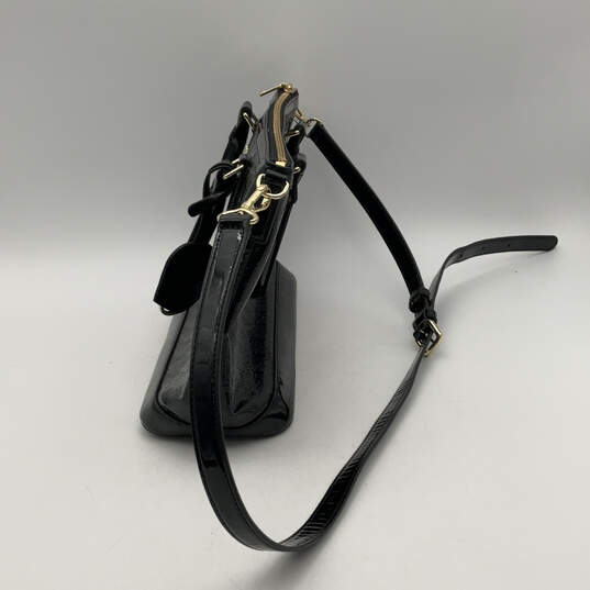Womens Black Leather Bag Charm Double Handle Adjustable Strap Satchel Bag image number 3