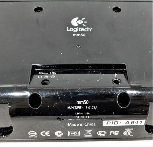 Logitech Model MM50 iPod Speaker Dock w/ Case and Remote Control image number 2