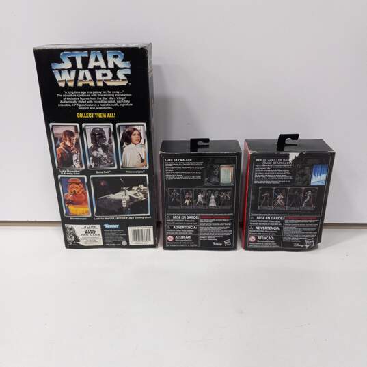 Bundle of 3 Star Wars Action Figures IOB image number 2