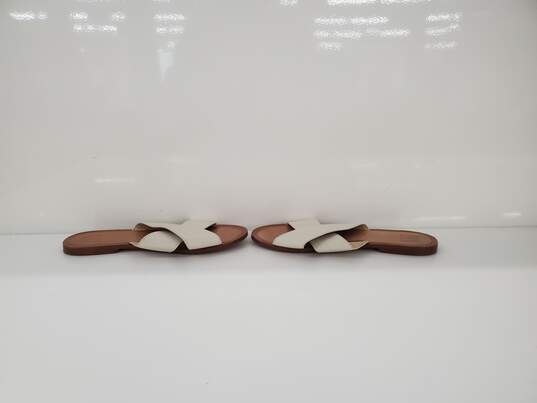 Women Frye Ruth Criss Cross Leather Flat Sandals Size-8.5 Used image number 3
