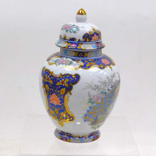 Vintage Toyo Japan Lidded Ginger Jar Vase Hand Painted image number 2