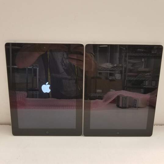Apple iPad 2 (A1395) - Lot of 2 - LOCKED image number 1
