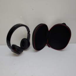 Untested Beats Solo Headphones B0518 w/ Case P/R alternative image