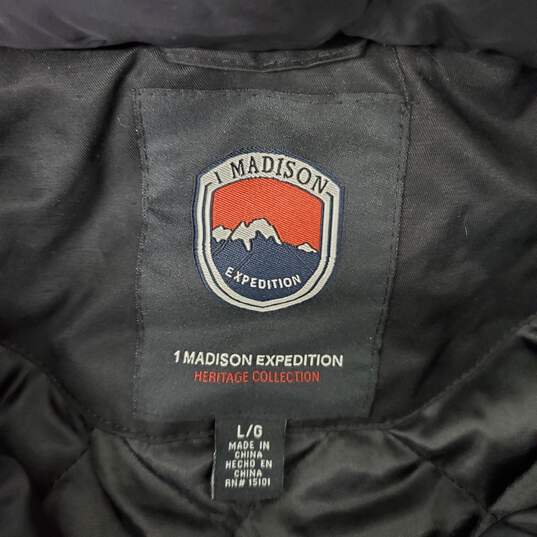 1 Madison Expedition WM's Polyester & Cotton Blend Black Zipper Parka & Faux Fur Hood Size L/G image number 3