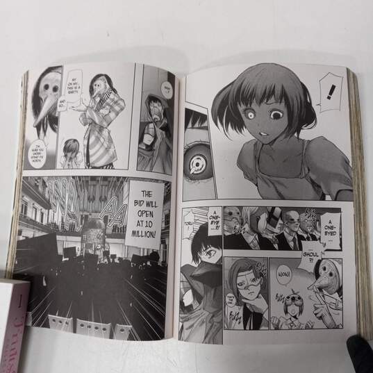 Bundle Of 12 Assorted Manga Books image number 4