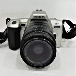 Minolta QTsi Maxxum SLR 35mm Film Camera W/ 28-80mm Lens & Case alternative image