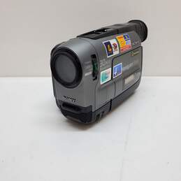 Sony Handycam Vision CCD-TRV82 NTSC Hi8 8mm Camcorder Camera