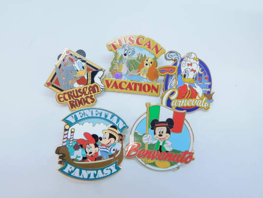 Collectible Adventures by Disney Variety Characters Italy Trading Pins 52.1g image number 3