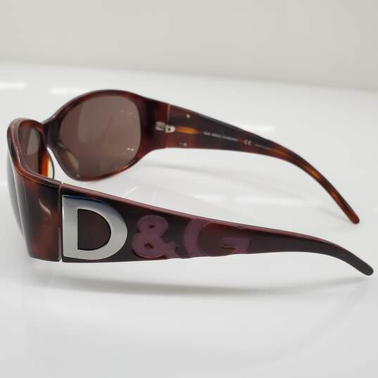 Dolce & Gabbana D&G 3008 Brown Tort Wrap Sunglasses AUTHENTICATED image number 6