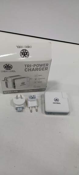 Decibel Electronics Tri Power Charger