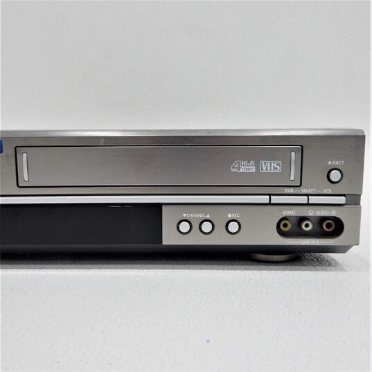 Samsung Brand DVD-V2000 Model DVD/VHS Dual Deck w/ Power Cable image number 7