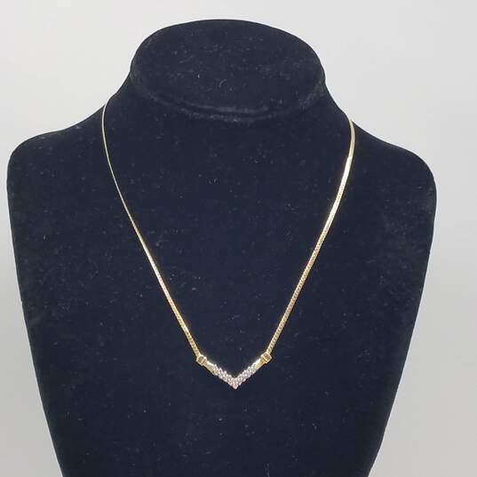 14k Gold Diamond Chevron Necklace 3.5g image number 1