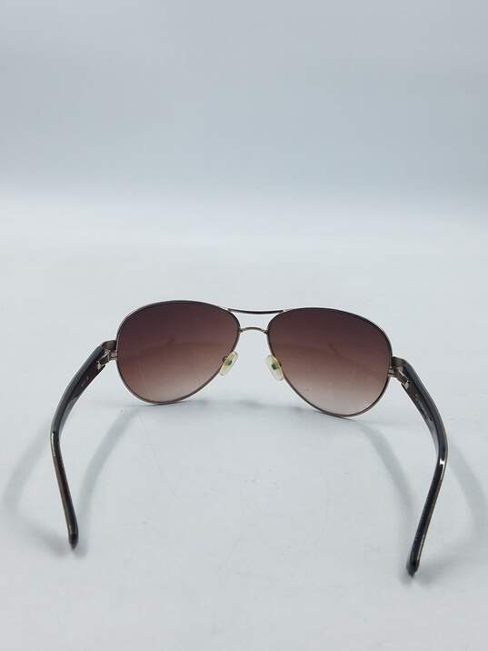 O by Oscar de la Renta Gold Aviator Sunglasses image number 3