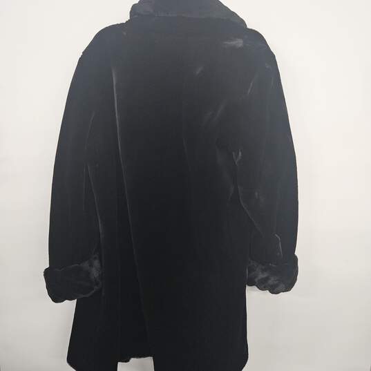 Gallery Black Faux Fluffy Fur Overcoat image number 2