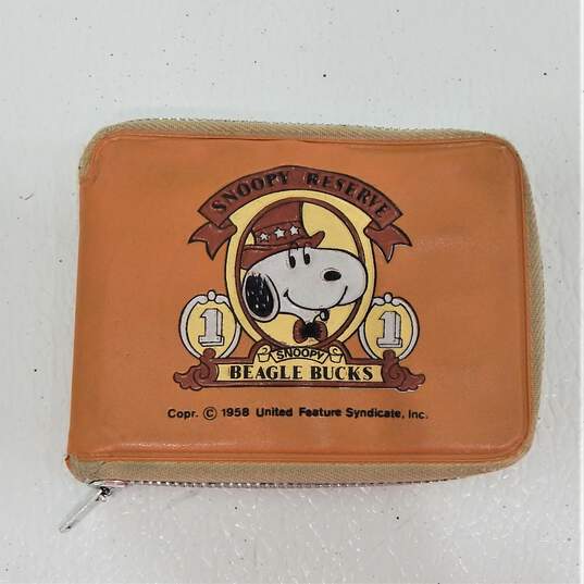 VNTG 1958 United Feature Syndicate Snoopy Reserve Beagle Bucks Wallet image number 1