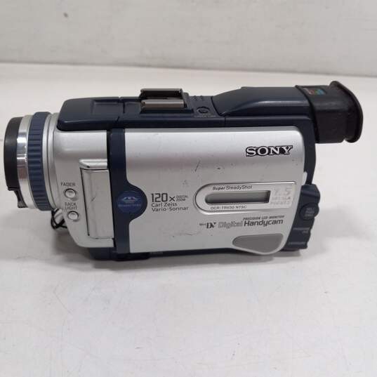 Mini DV Digital DCR-TRV30 Handycam image number 1
