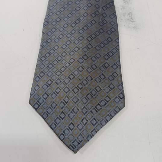 Pair of DKNY Neckties image number 3