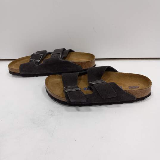 Women's Birkenstock  Black Suede Arizona Sandals Size 7 image number 2