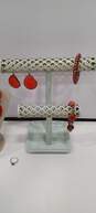 5 Piece Bundle Of Women's Red Themed Costume Jewelry image number 4