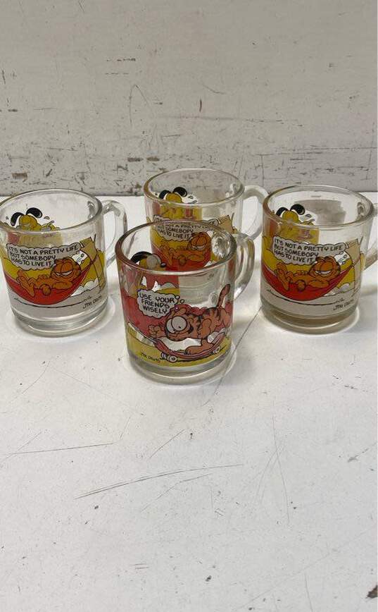 4 Vintage 1978 Garfield and Odie McDonald's Glass Mugs /Cups image number 1