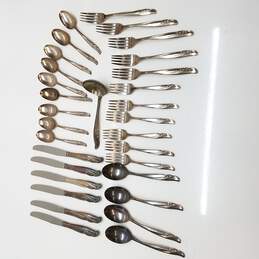 Rogers & Bros. Reinforced Plate IS Silver Plated Flatware Set
