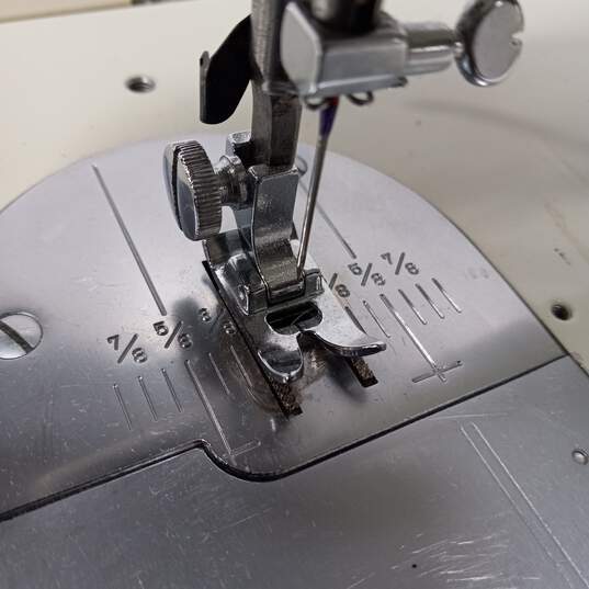Vintage Sears Kenmore Sewing Machine In Case image number 7