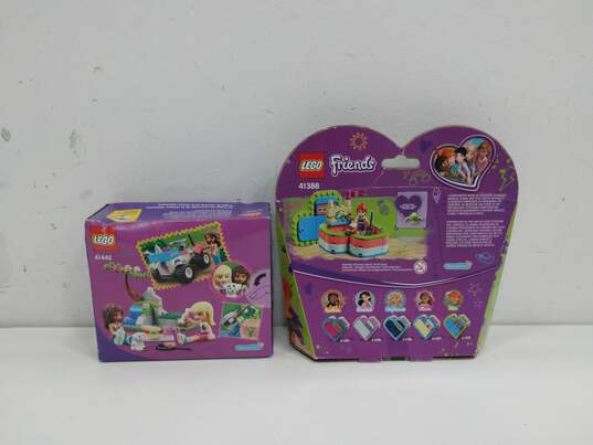 2 LEGO Friends Sets Vet Clinic Rescue Buggy #41442 & Mia's Summer Heart Box #41388 image number 3