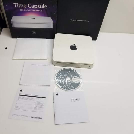 Apple AirPort Time Capsule 2 802.11n Dual Band Wireless Router 1TB HDD A1355 image number 1