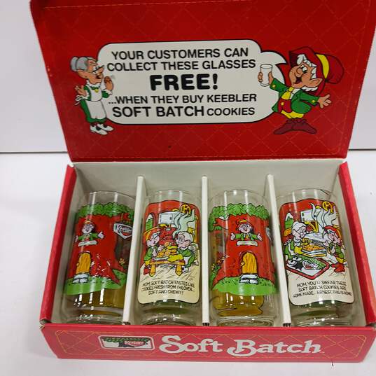 Bundle of 4 Soft Batch Collector Keebler Elf Drinking Glasses IOB image number 5