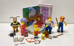 The Simpsons Playmates Springfield Town Hall Stage with 5 Assorted Figures