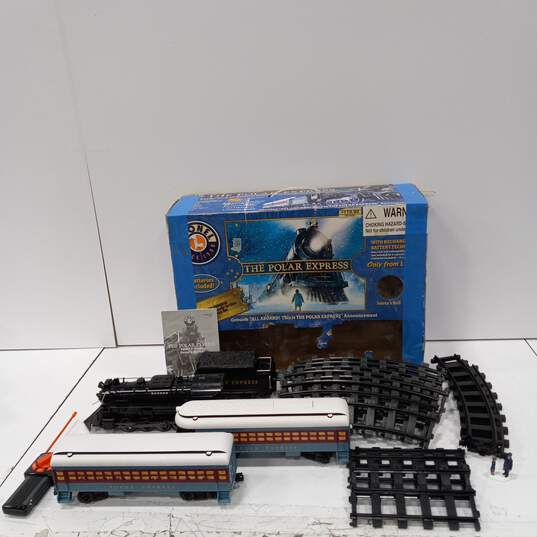 The Polar Express Train Set In Box image number 2