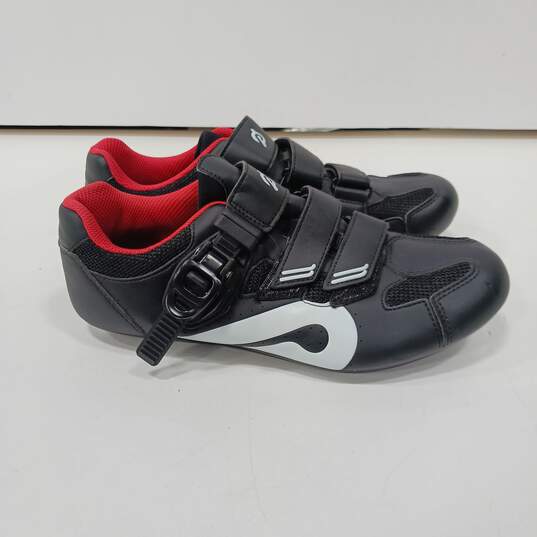 Peloton Unisex Black Leather Cycling Shoes Size 40 image number 4