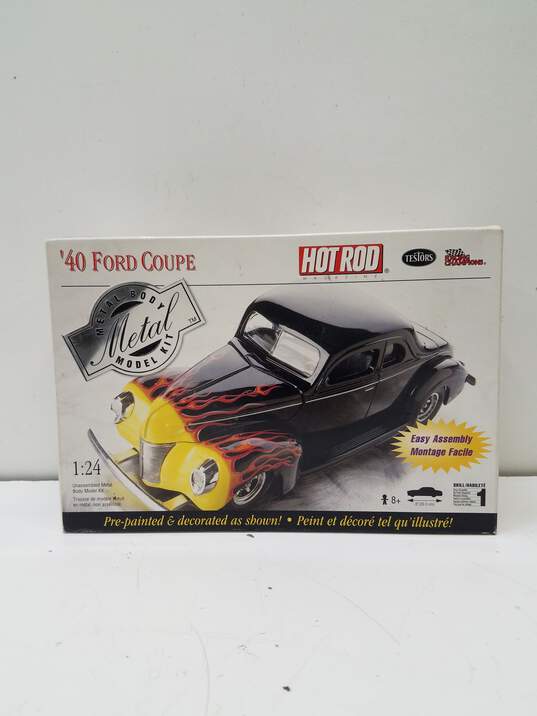 '40 Ford Coupe 1:24 Scale IMMA Metal Body Pre-Painted Model Kit 1998 IOB image number 1
