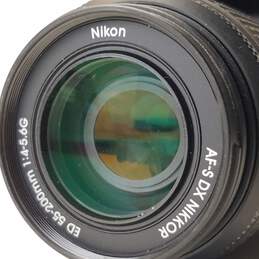 Nikon D40x 10.2MP Digital SLR Camera with 55-200mm Lens alternative image
