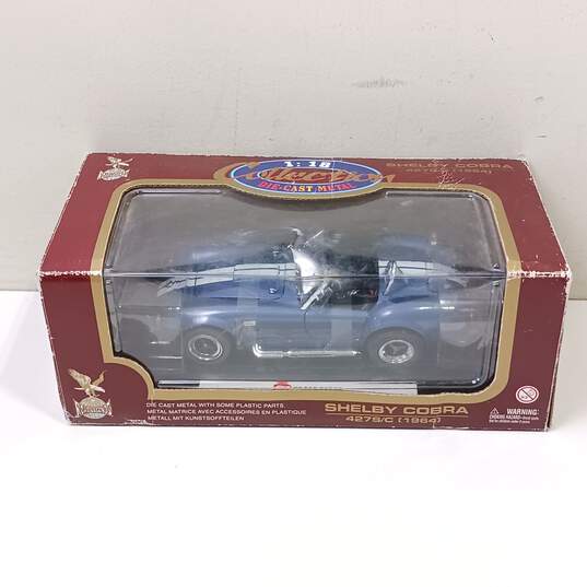 1:18 Collection Die-Cast Metal 1964 Shelby Cobra IOB image number 1