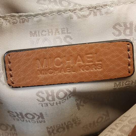Michael Kors Leather Mini Crossbody Bag White image number 8