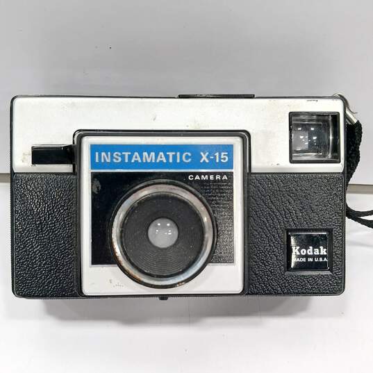 Vintage Kodak Instamatic X-15 35mm Film Camera image number 1
